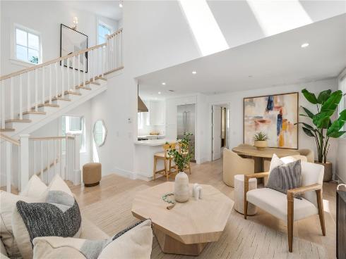 611  Narcissus   Avenue, Corona del Mar, CA