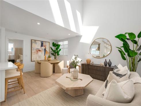 611  Narcissus   Avenue, Corona del Mar, CA