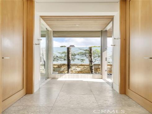 1231  Dolphin  , Corona del Mar, CA