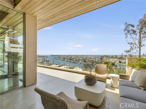 1231  Dolphin  , Corona del Mar, CA