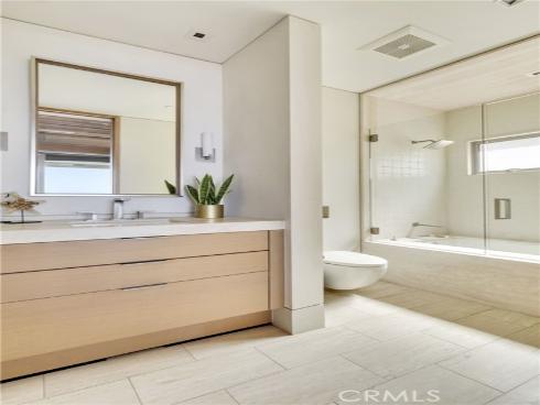 1231  Dolphin  , Corona del Mar, CA