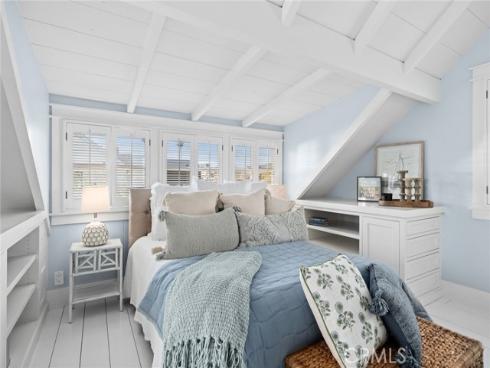 420  Acacia  , Corona del Mar, CA