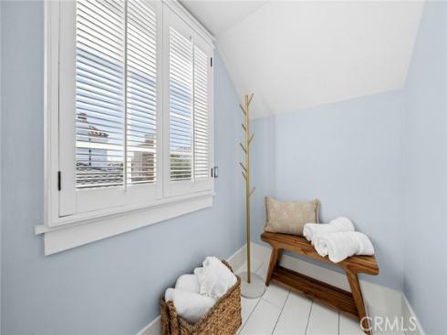 420  Acacia  , Corona del Mar, CA