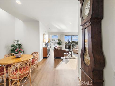 3731  Daffodil  96 , Corona del Mar, CA