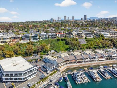 1203  Bayside  , Corona del Mar, CA