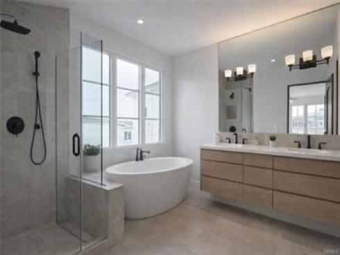 407  Goldenrod  , Corona del Mar, CA