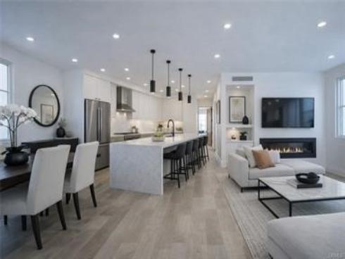 407  Goldenrod  , Corona del Mar, CA