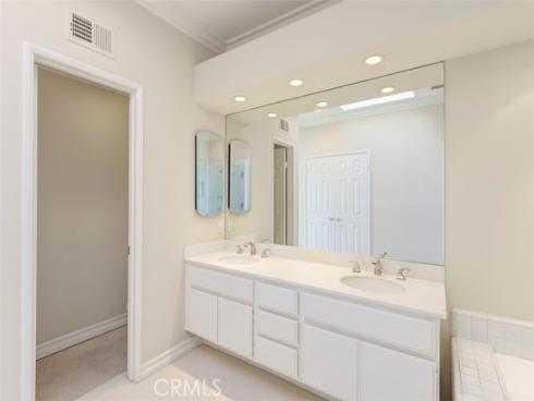 3621  Geranium  , Corona del Mar, CA