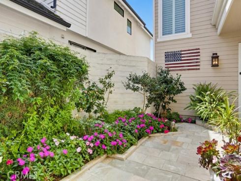 2661  Point Del Mar  , Corona del Mar, CA