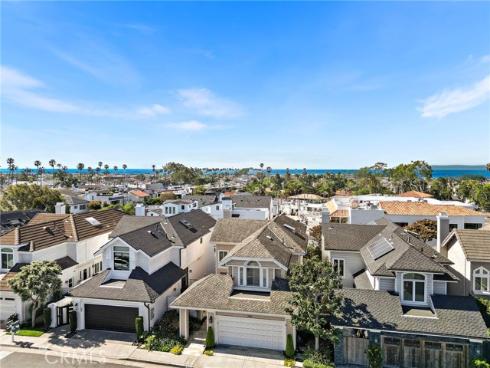 2661  Point Del Mar  , Corona del Mar, CA