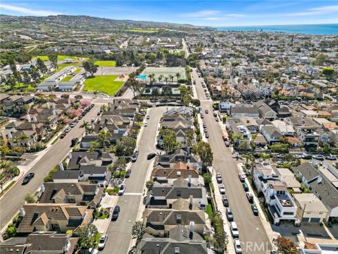 2661  Point Del Mar  , Corona del Mar, CA