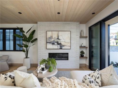 519  Narcissus  A  Avenue, Corona del Mar, CA