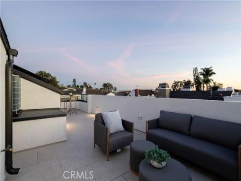 519  Narcissus  A  Avenue, Corona del Mar, CA