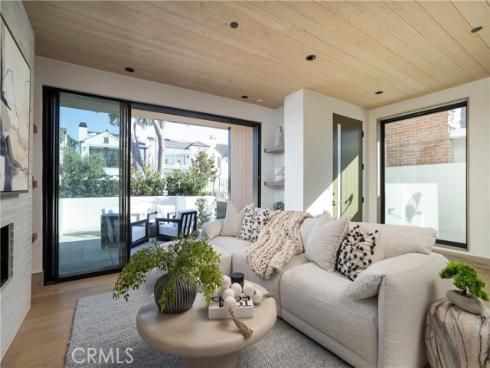 519  Narcissus  A  Avenue, Corona del Mar, CA