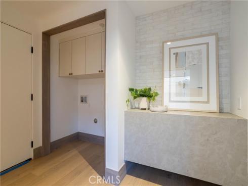 519  Narcissus  B  Avenue, Corona del Mar, CA