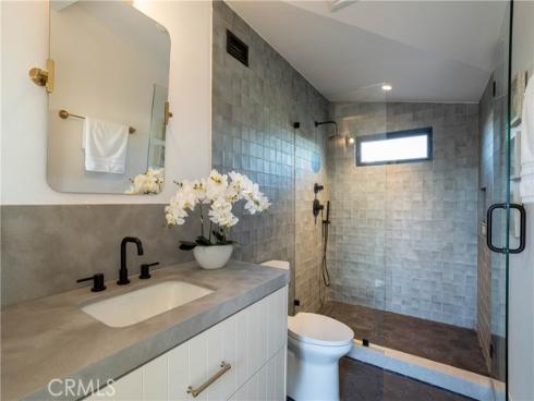 519  Narcissus  B  Avenue, Corona del Mar, CA