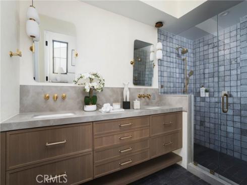 519 Narcissus Avenue, Corona del Mar, CA