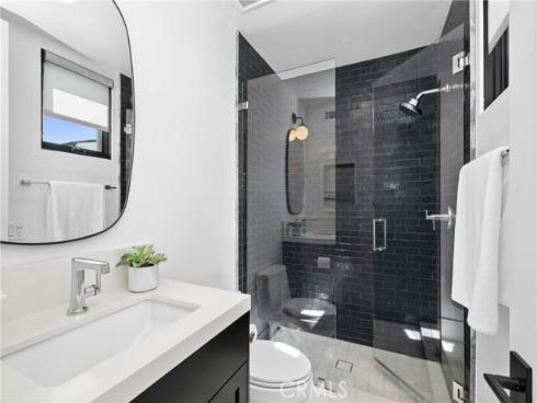 716  Heliotrope  , Corona del Mar, CA