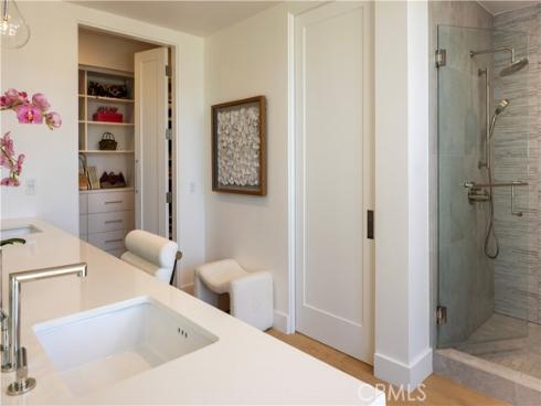 304  Goldenrod   Avenue, Corona del Mar, CA