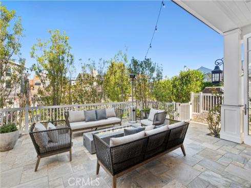 718  Poinsettia  , Corona del Mar, CA