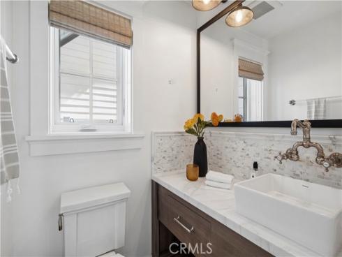 718  Poinsettia  , Corona del Mar, CA