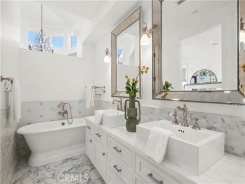 718  Poinsettia  , Corona del Mar, CA