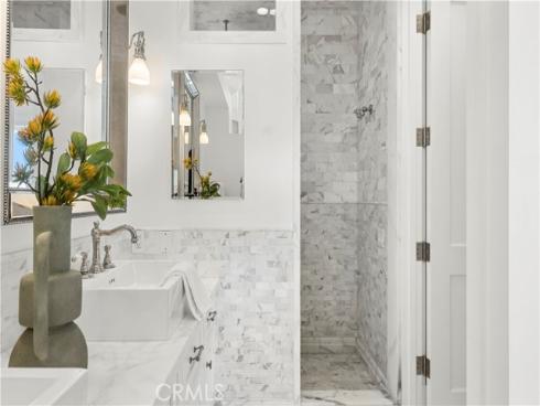 718  Poinsettia  , Corona del Mar, CA