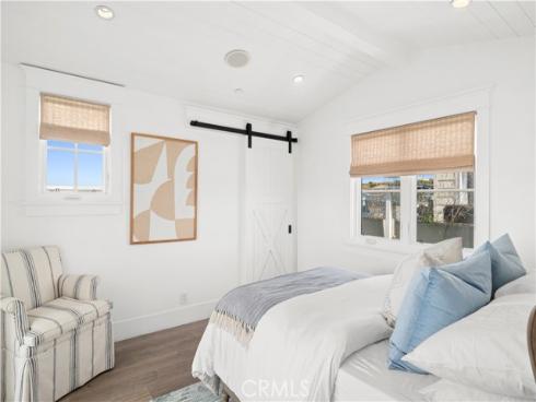 718  Poinsettia  , Corona del Mar, CA