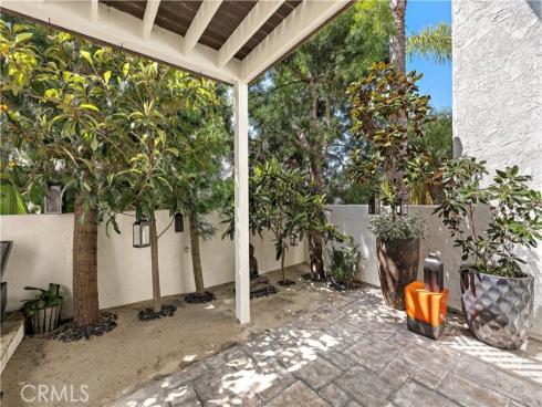 23  Canyon Crest  , Corona del Mar, CA
