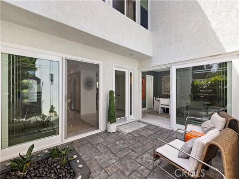 23  Canyon Crest  , Corona del Mar, CA