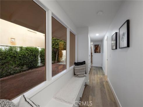 221  Larkspur   Avenue, Corona del Mar, CA