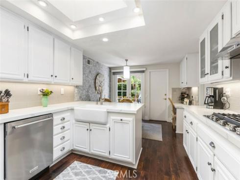 30  Jetty   Drive, Corona del Mar, CA