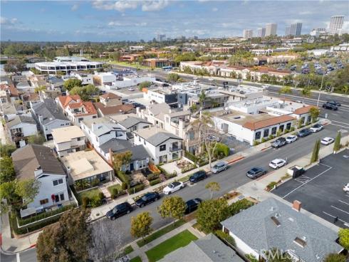 707  Begonia   Avenue, Corona del Mar, CA