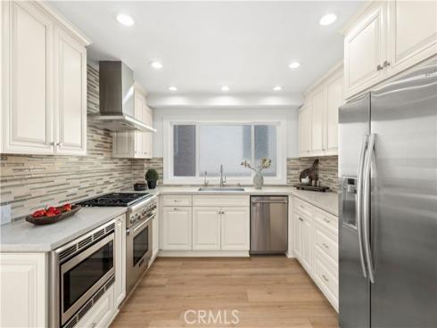 708  Iris  A  Avenue, Corona del Mar, CA