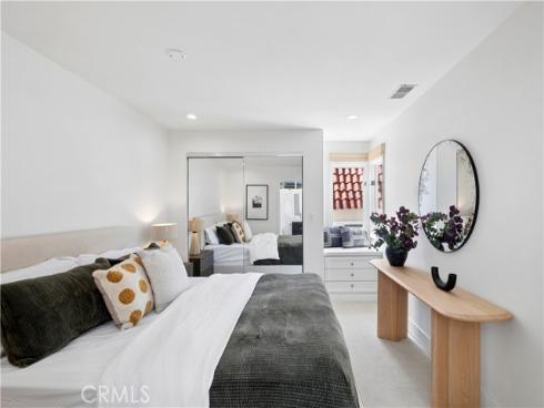 708  Iris  A  Avenue, Corona del Mar, CA