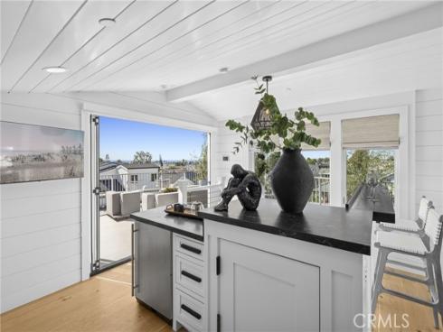 706  Poinsettia  , Corona del Mar, CA