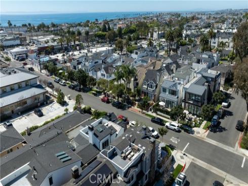 430  Marigold   Avenue, Corona del Mar, CA