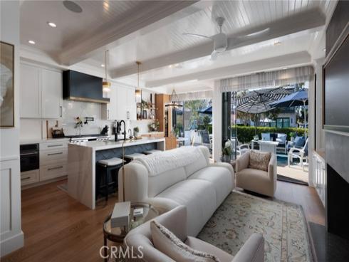 430  Marigold   Avenue, Corona del Mar, CA