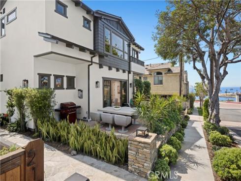 206 Dahlia , Corona del Mar, CA