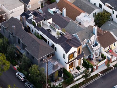 412  Heliotrope  , Corona del Mar, CA