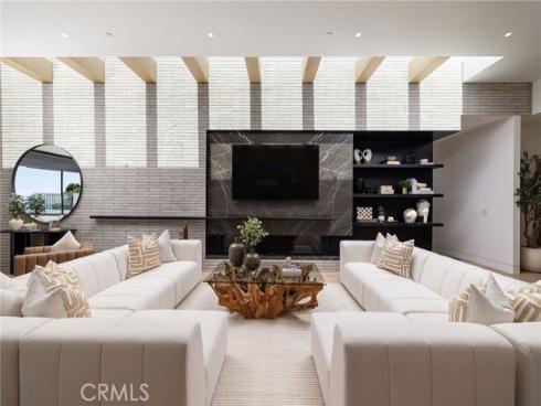 53  Cambria   Drive, Corona del Mar, CA