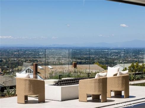 53  Cambria   Drive, Corona del Mar, CA