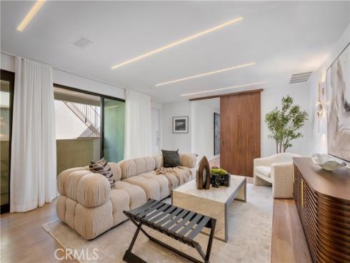 2516  Ocean   Boulevard, Corona del Mar, CA