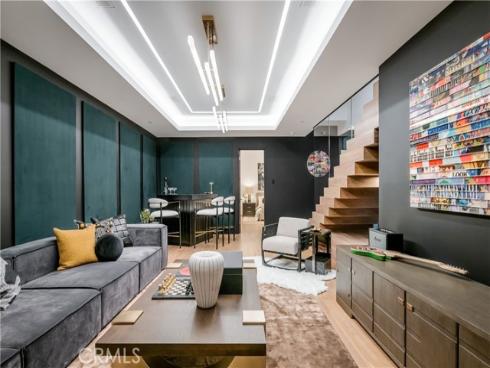 2516  Ocean   Boulevard, Corona del Mar, CA