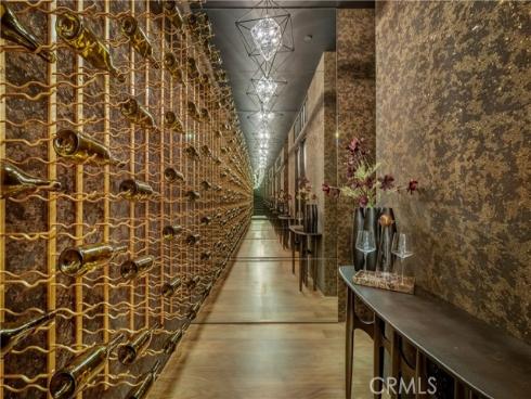 2516  Ocean   Boulevard, Corona del Mar, CA