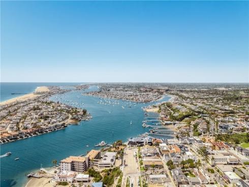 2516  Ocean   Boulevard, Corona del Mar, CA