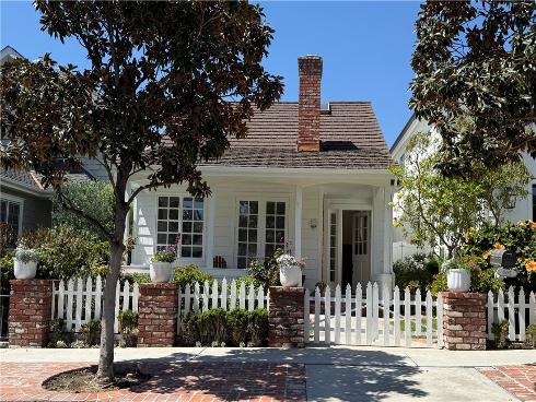 505 Dahlia Avenue