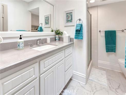 781 Avocado , Corona del Mar, CA