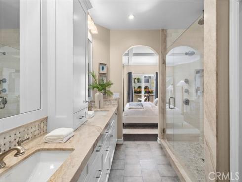 423  Poppy  , Corona del Mar, CA