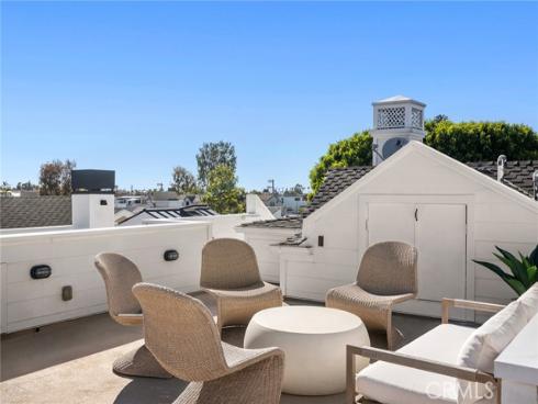 516  Poinsettia  B  Avenue, Corona del Mar, CA